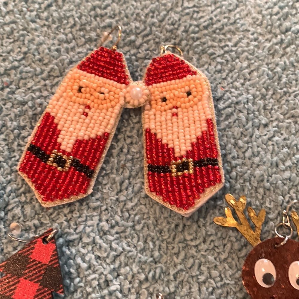 Christmas earring bundle - Picture 4 of 10